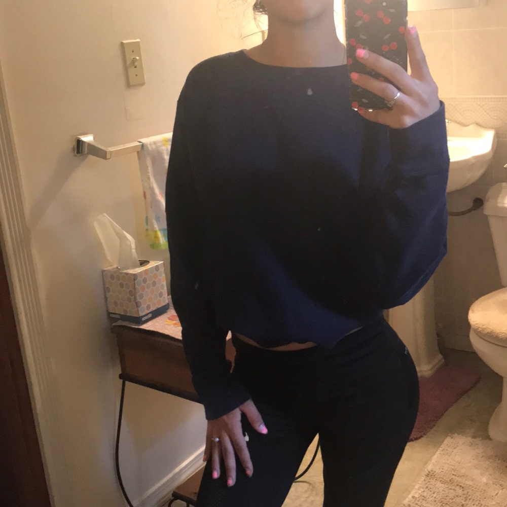 Navy Hanes sweater